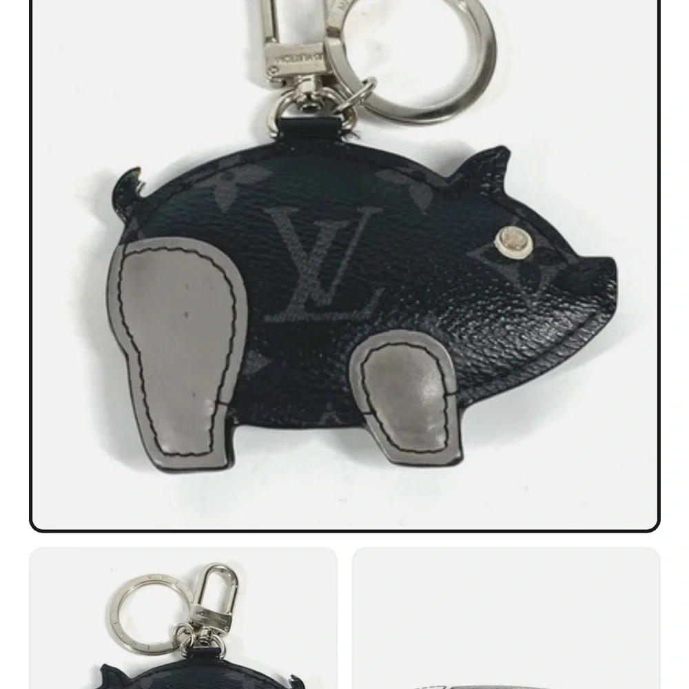 Louis Vuitton Black Monogram Pig Keyring with Gray Accents - Picture 1 of 5